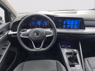 VOLKSWAGEN Golf 1.0 TSI EVO Life 9