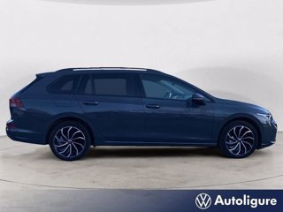 VOLKSWAGEN Golf Variant 1.0 eTSI EVO DSG Life 5