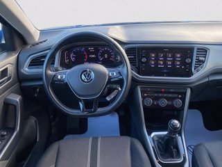 VOLKSWAGEN T-Roc 1.0 TSI Business BlueMotion Technology 9