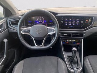 VOLKSWAGEN Polo 1.0 TSI DSG Life 9