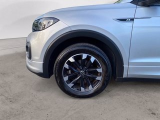 VOLKSWAGEN T-Cross 1.0 TSI Sport 8