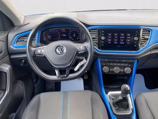 VOLKSWAGEN T-Roc 1.0 TSI Style 9
